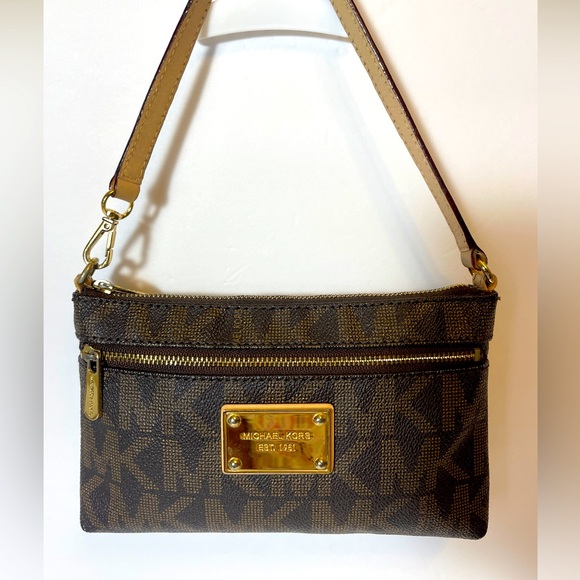 Michael Kors Zip Around Mini  purse Wristlet Clutch Brown Gold Logo Signature MK - Picture 3 of 14